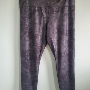 Athleta Women's Marble Black Leggings